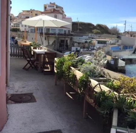 Appartement Cabanon Marseillais 45 M2 Sur L'eau à Malmousque